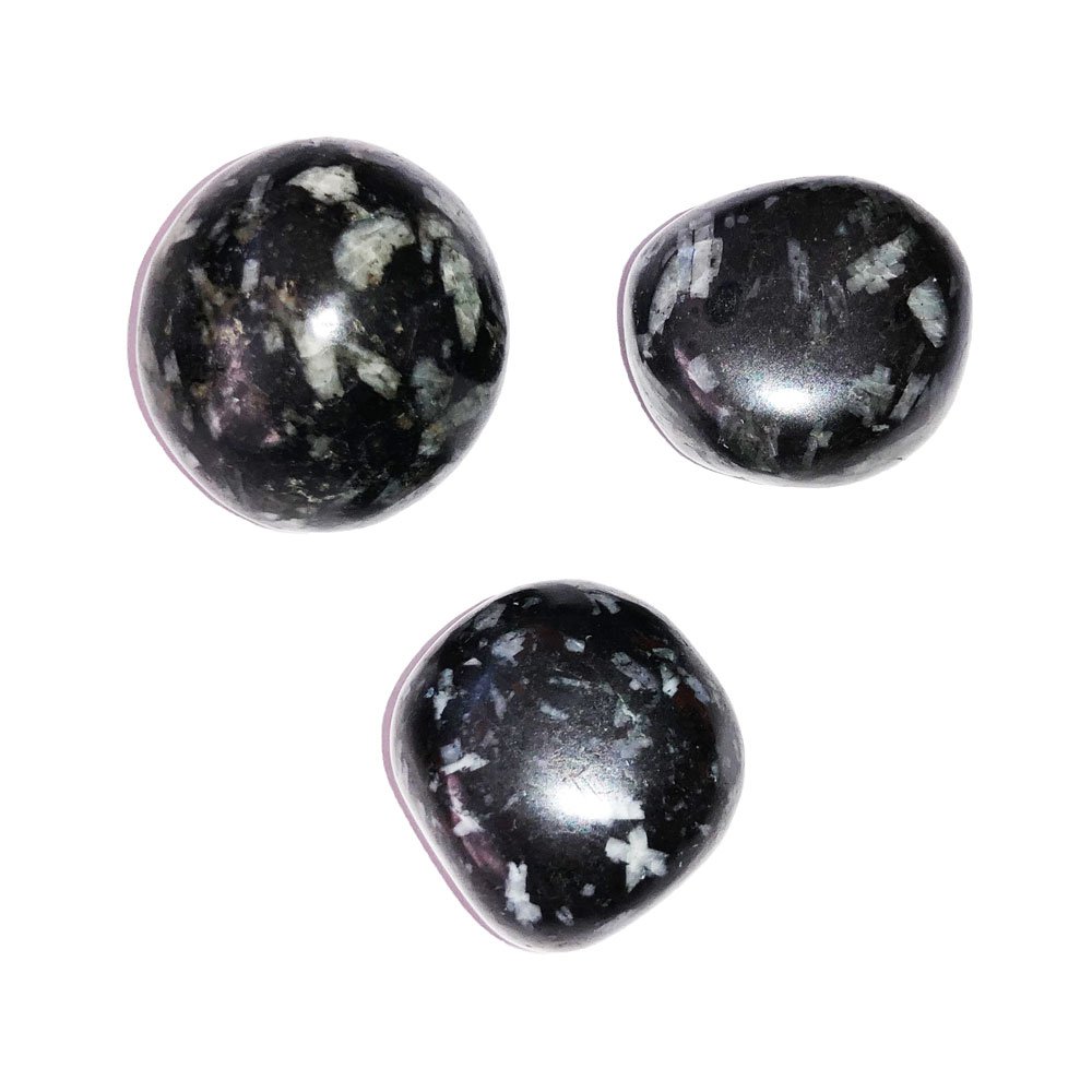 pierre roulée chrysanthème pierre roulée chrysanthème