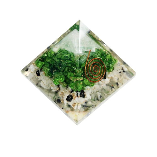pyramide-orgonite-pierre-de-lune-selenite-onyx-verte-60-70mm-01