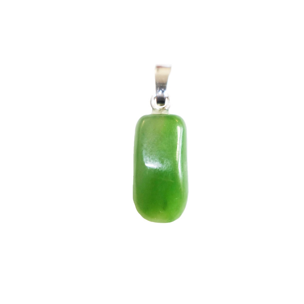 pendentif nephrite pierre roulée pendentif nephrite pierre roulée