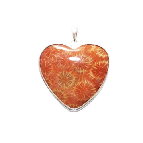 pendentif-corail-petrifie-petit-coeur-02