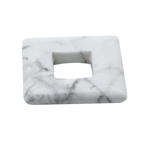 pendentif pi chinois ou donut magnésite carré