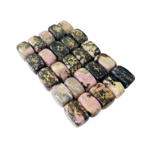 jeu-de-25-runes-rhodonite-02