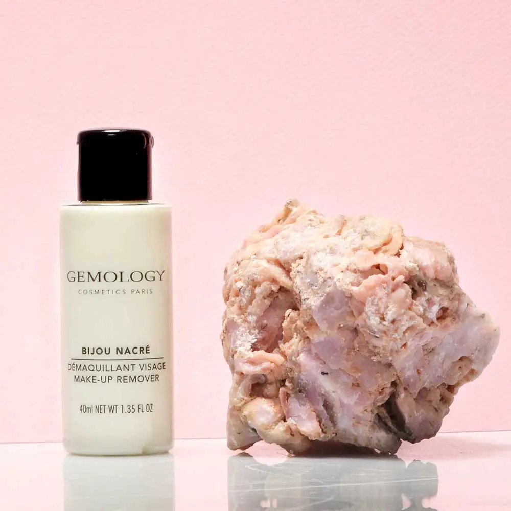 69-2-v8001-demaquillant-bijou-nacre-format-voyage