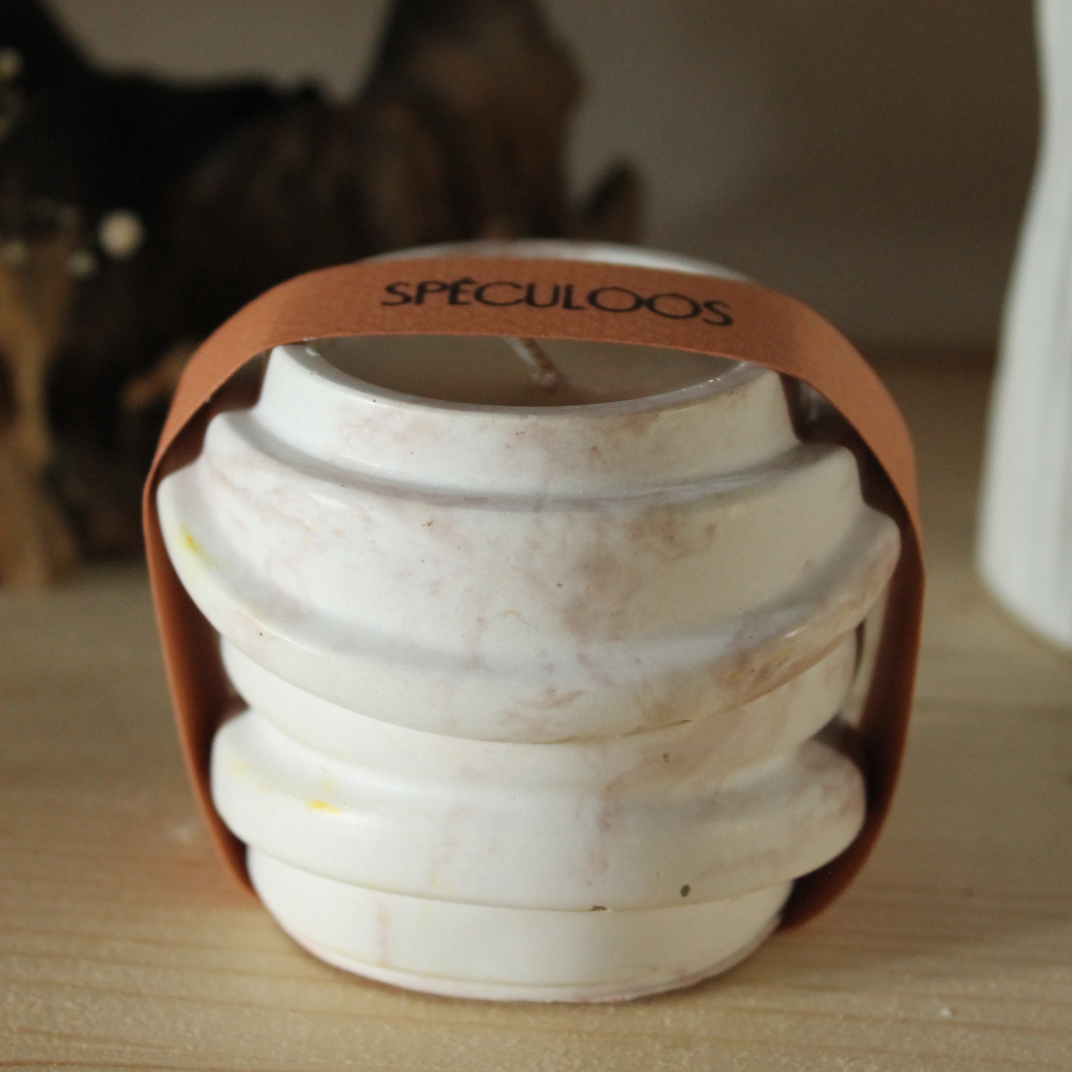 Bougie-parfumee-speculoos-spirale-marbre